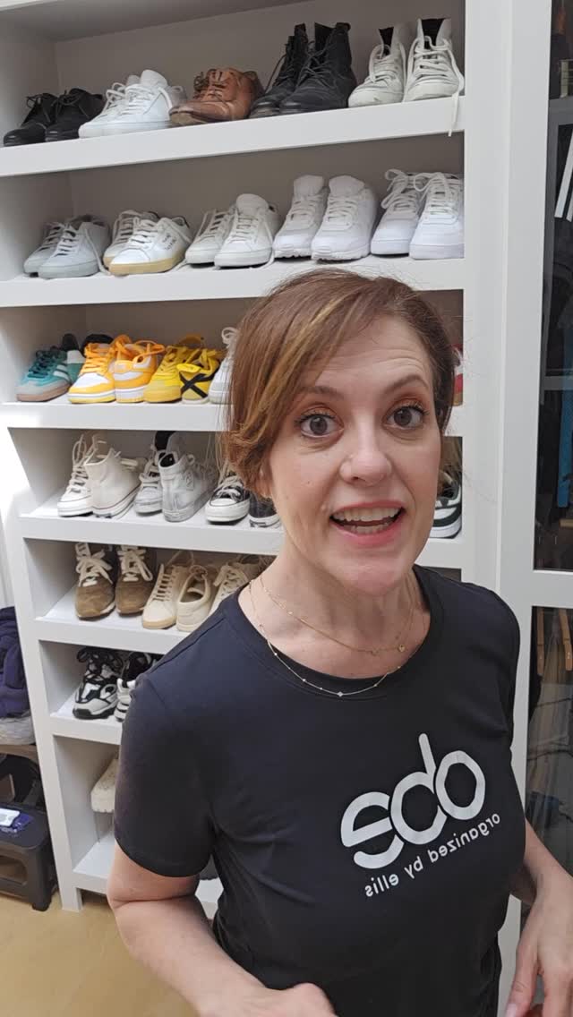 👠We are always on the lookout for new and simple ways to utilize spaces better.

These 2 tips work wonders for most spaces!

👡Turn your shoes so the pair faces toe to heel.

OR

🥿Push one of the shoes back to create more space on each shelf.

I mean, it can’t get more simple than that!

#shoeorganizing #closetorganizing #sheorganization #shoes #makeroomforthegoodstuff